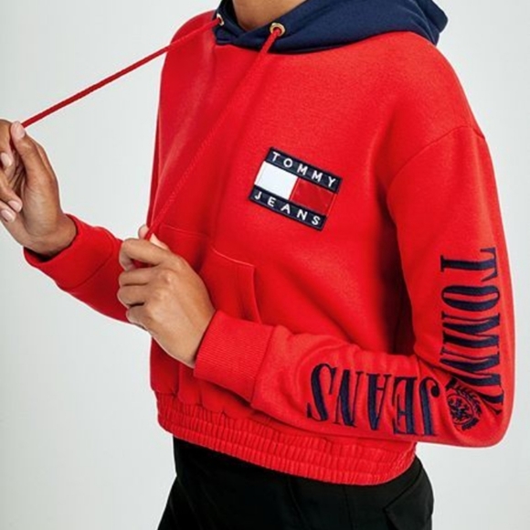 ♡Sale♡Tommy Hilfiger  Cropped Hoodie - Picture 10 of 16